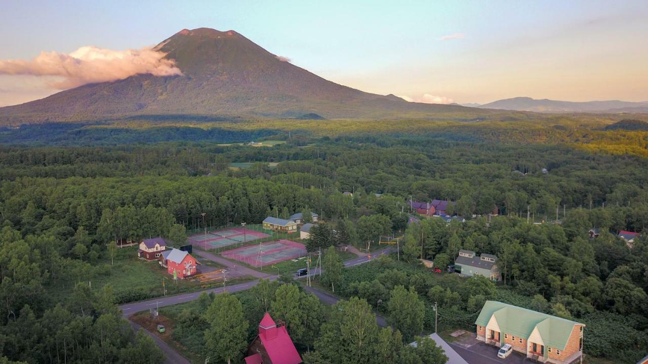 Yotei Townhouse - 2 Bedrooms With Covered Bbq Deck Niseko Exterior photo